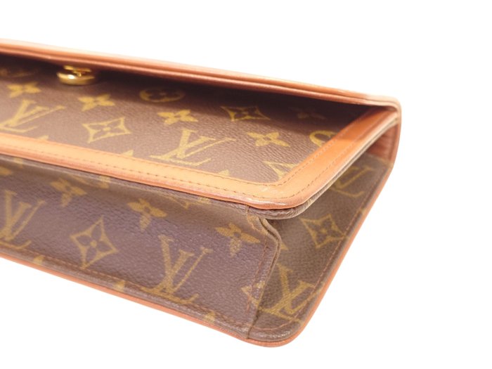 Louis Vuitton – Pochette Dame Vintage Monogram