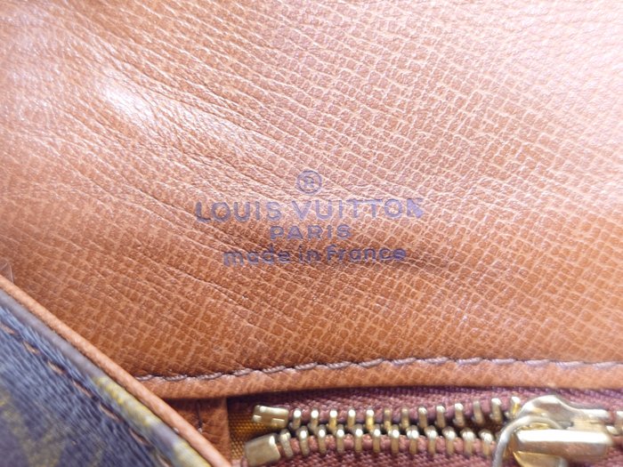 Louis Vuitton – Pochette Dame Vintage Monogram