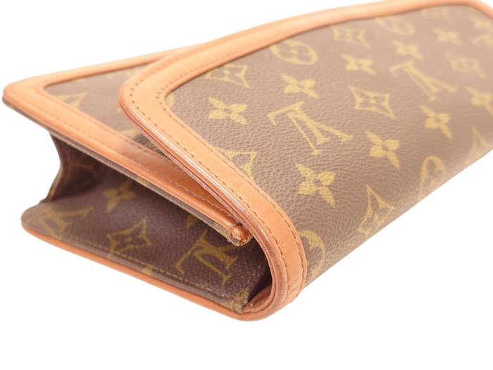 Louis Vuitton – Pochette Dame Vintage Monogram