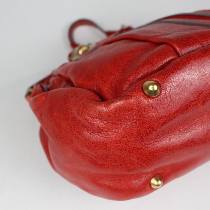 Chloé Heloise piel roja