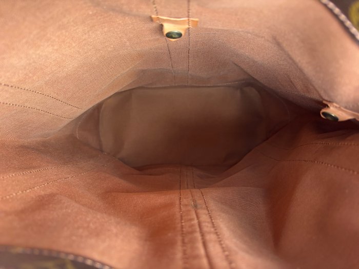 Louis Vuitton - Bolso de hombro Randonnee GM