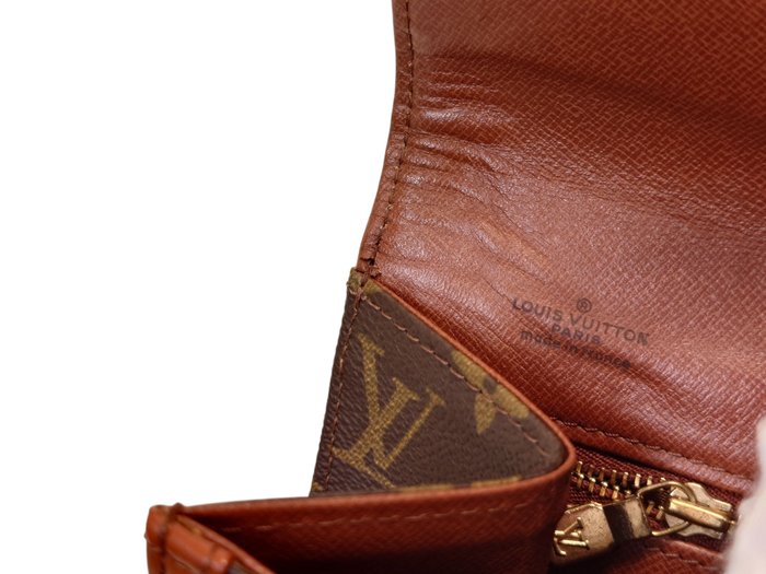 Louis Vuitton – Pochette Dame Vintage Monogram