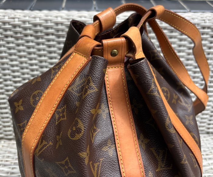 Louis Vuitton - Bolso de hombro Randonnee GM