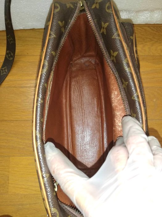 Bolso Louis Vuitton Nile