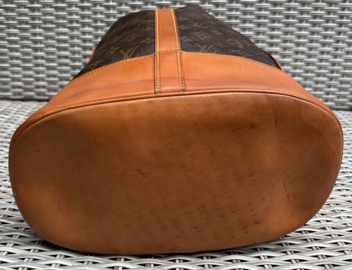 Louis Vuitton - Bolso de hombro Randonnee GM