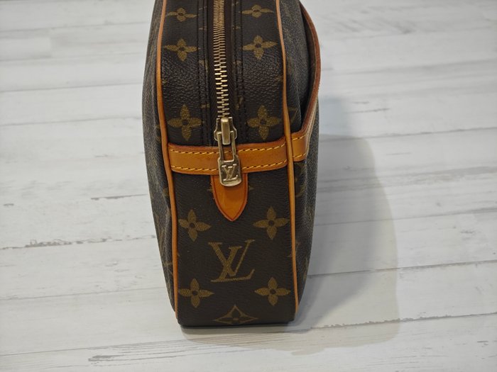 Louis Vuitton COMPIEGNE 23, Cartera de mano