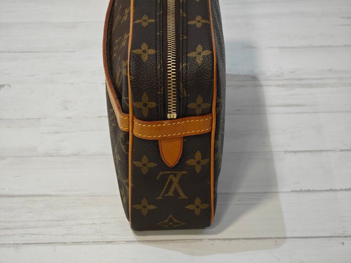 Louis Vuitton COMPIEGNE 23, Cartera de mano