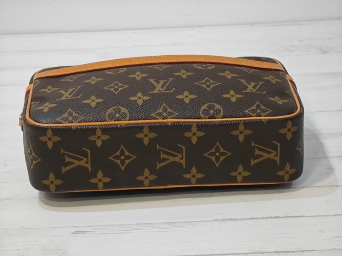 Louis Vuitton COMPIEGNE 23, Cartera de mano