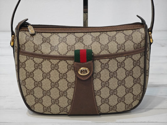 Bolso de hombro GUCCI GG Supreme pequeño