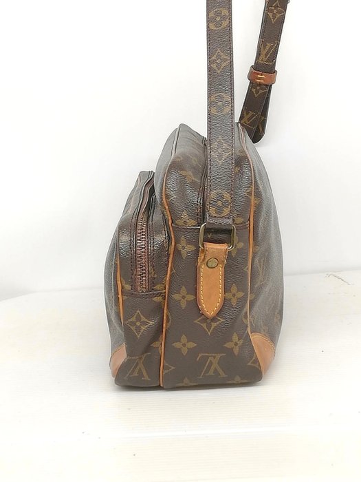 Bolso Louis Vuitton Nile