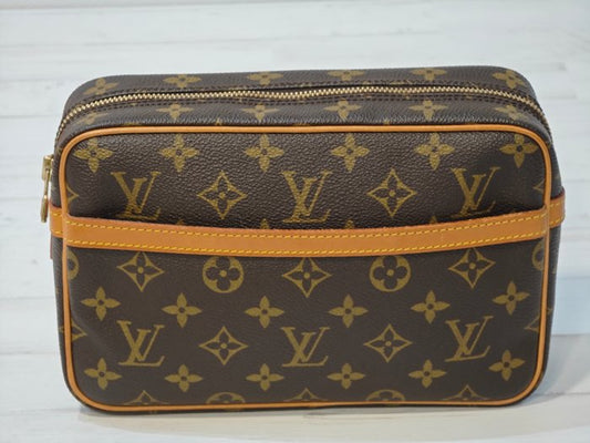 Louis Vuitton  COMPIEGNE 23,  Cartera de mano