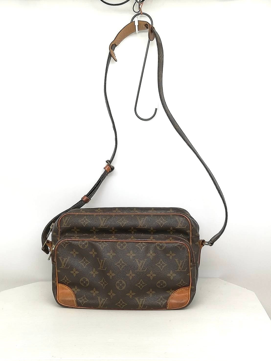 Bolso Louis Vuitton Nile