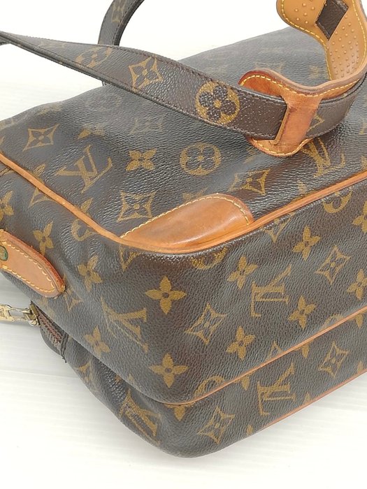 Bolso Louis Vuitton Nile